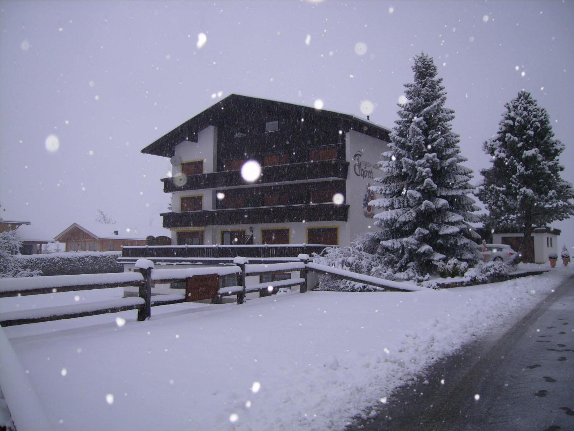 Ferienwohnungen Monja Und Dietmar Thoeni Arzl im Pitztal Esterno foto