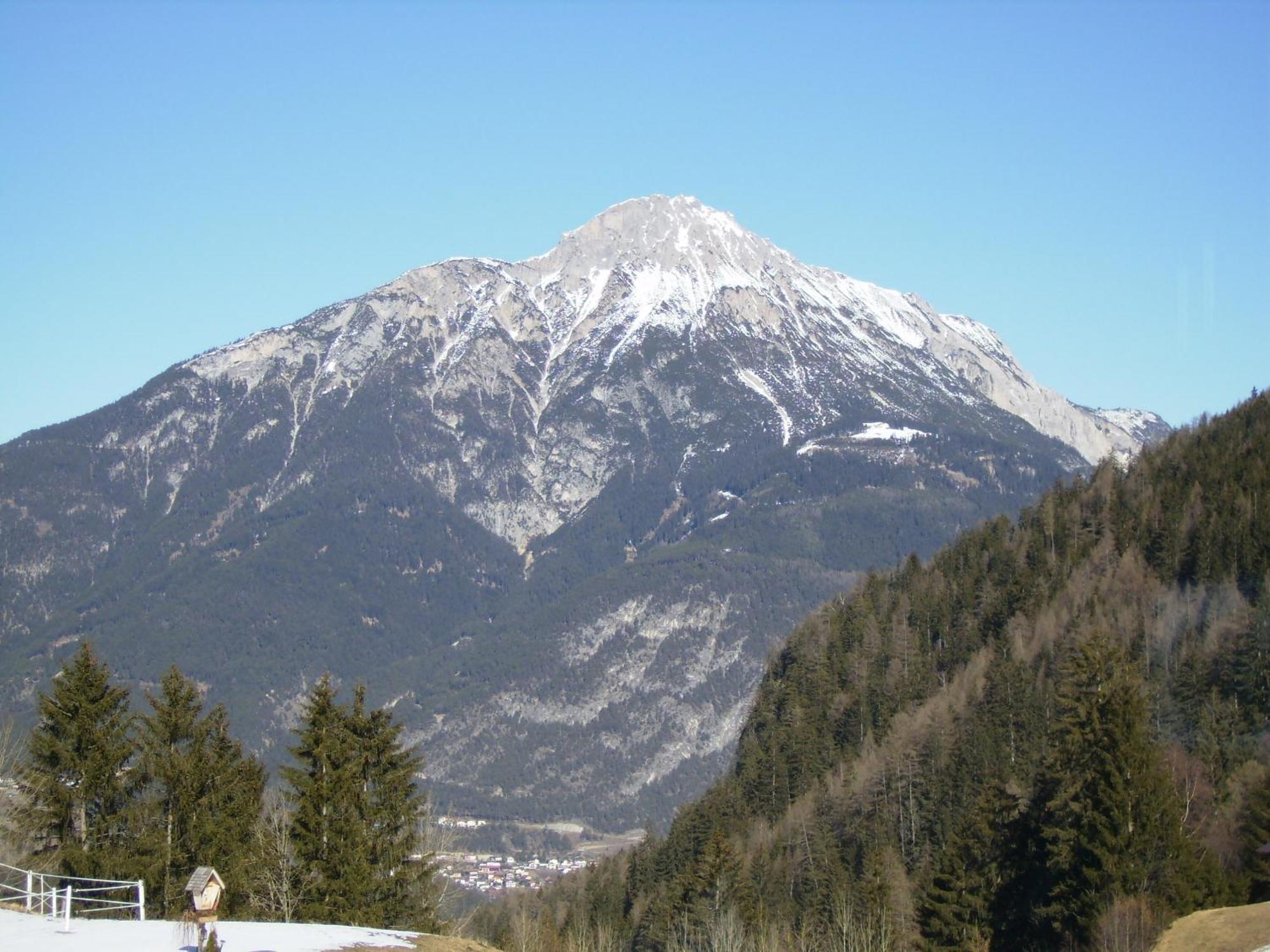 Ferienwohnungen Monja Und Dietmar Thoeni Arzl im Pitztal Esterno foto